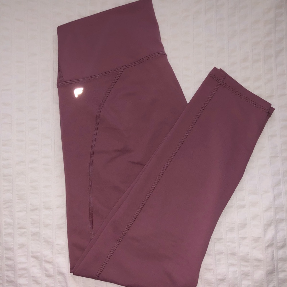 Fabletics High-Waisted Solid Powerhold Capri